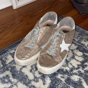 Shimmer Beige Golden Goose Sneakers